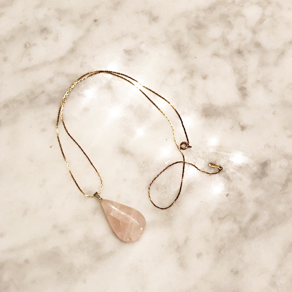 Pink quartz pendant